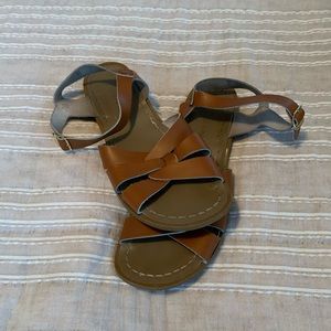Saltwater sandals